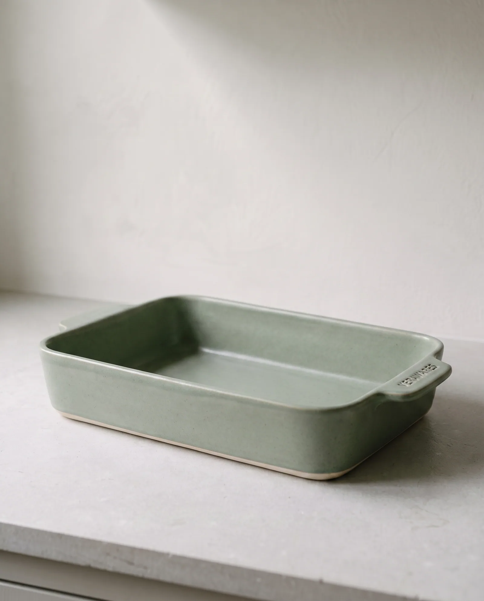 Rectangular Baker — 3 litre oven-to-table baking dish, 33 × 22 cm